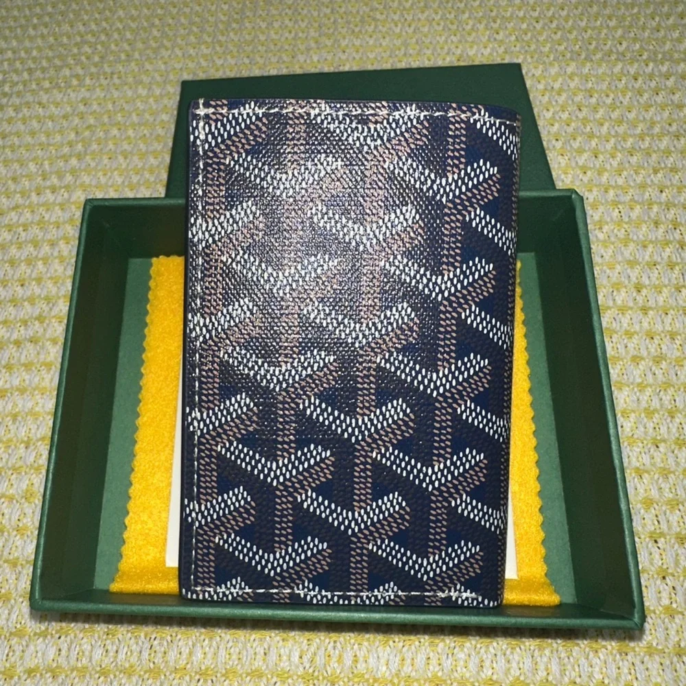 Brand-new Goyard blue bifold wallet - Picture 7 of 11